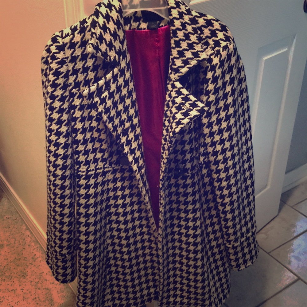 Houndstooth jacket